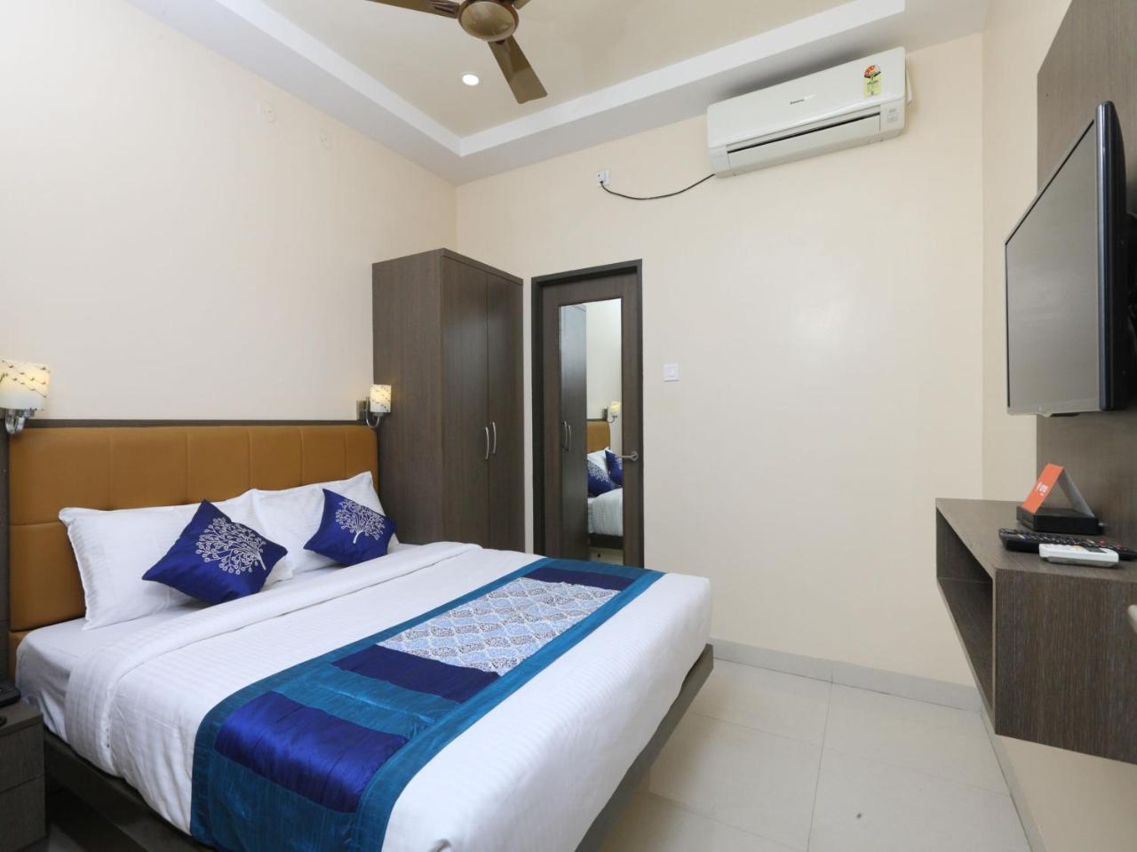 Oyo 14934 Kalyani Grand Hotell Chennai Eksteriør bilde