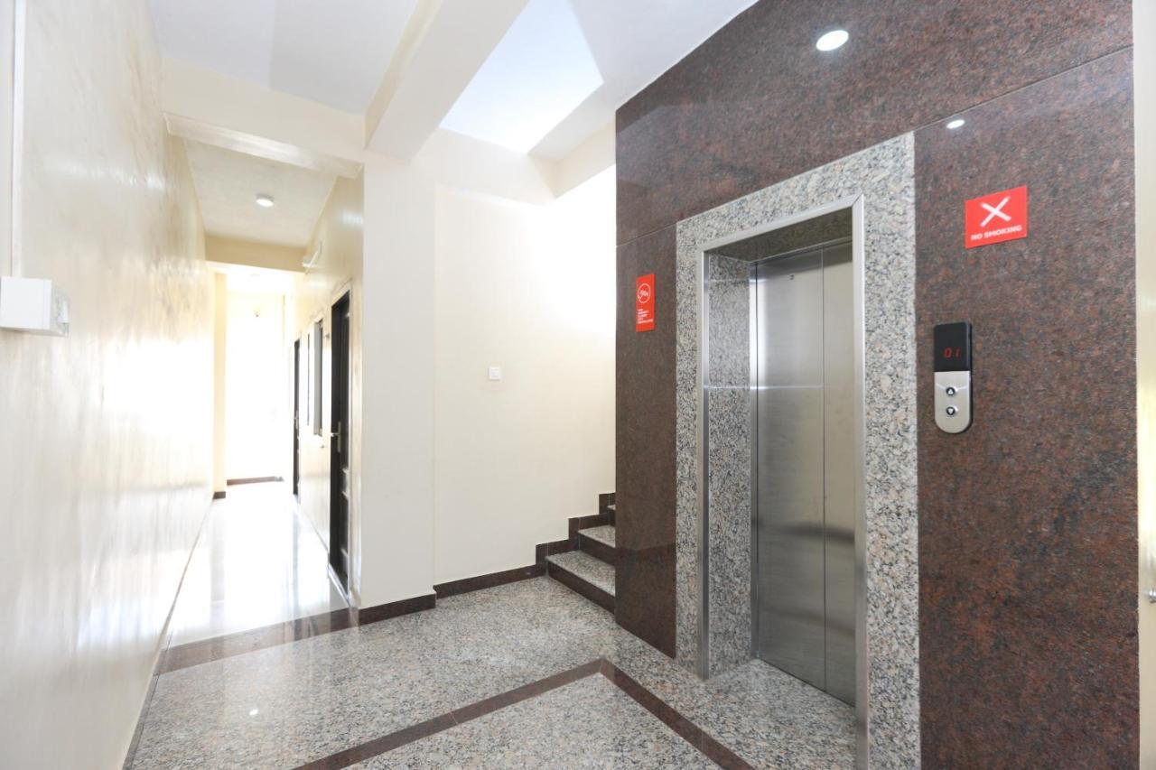 Oyo 14934 Kalyani Grand Hotell Chennai Eksteriør bilde